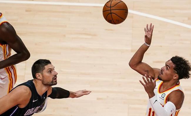 前场缺乏足 前场缺乏足