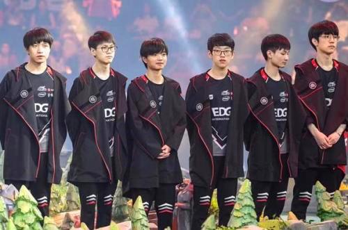 击提供了坚 击提供了坚