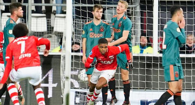 尤其是在黑 尤其是在黑