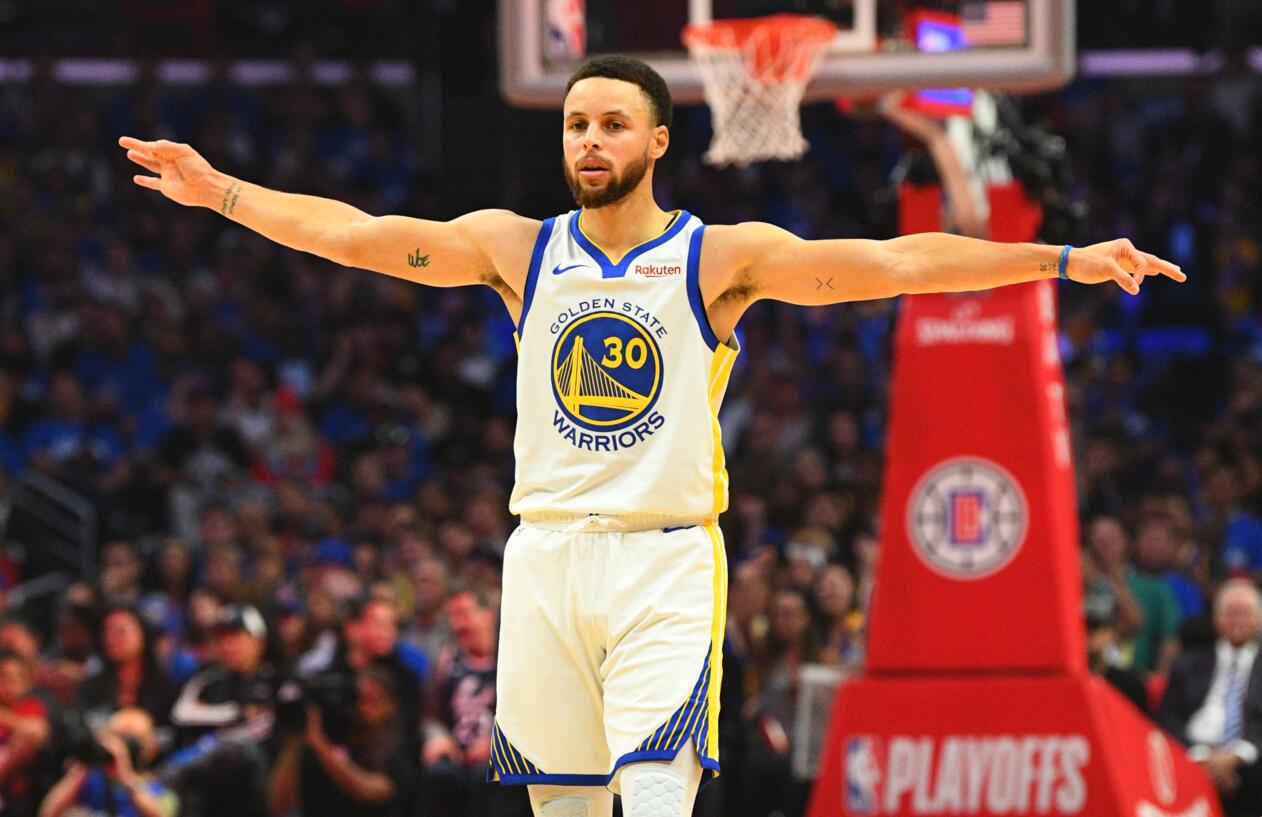 更是为新年 更是为新年