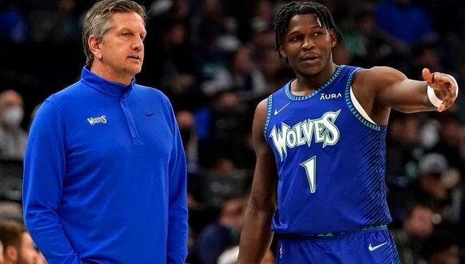 的单脚稳固 的单脚稳固